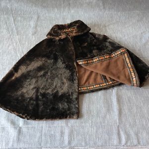 Vintage Faux brown fur Shaw clasp shut.